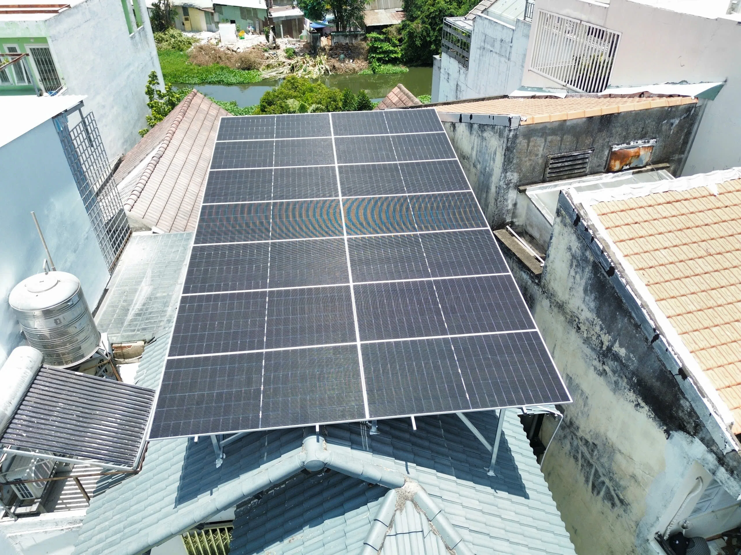 Hệ điện mặt trời biệt thự — Bình Thạnh — ảnh 2